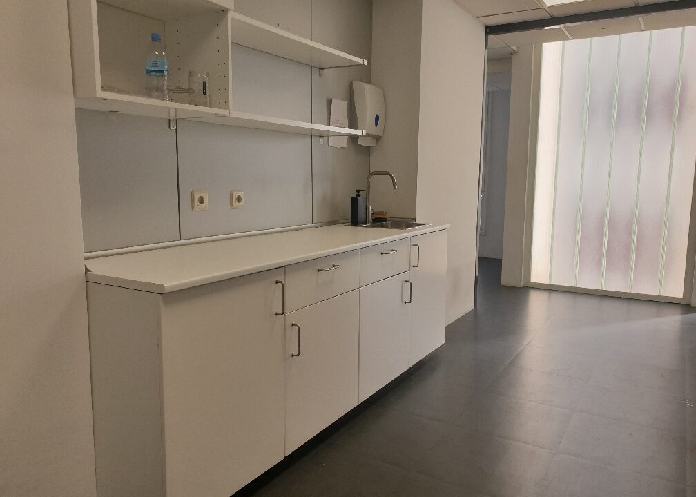 20251014_104703_resized