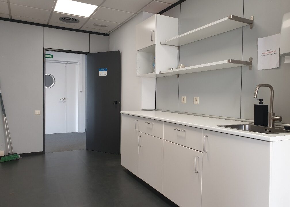 20251014_104738_resized