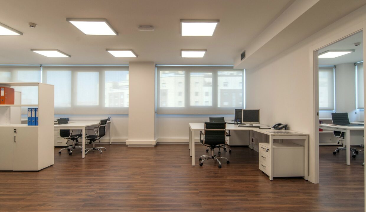 301 M0 Foto oficina muestra