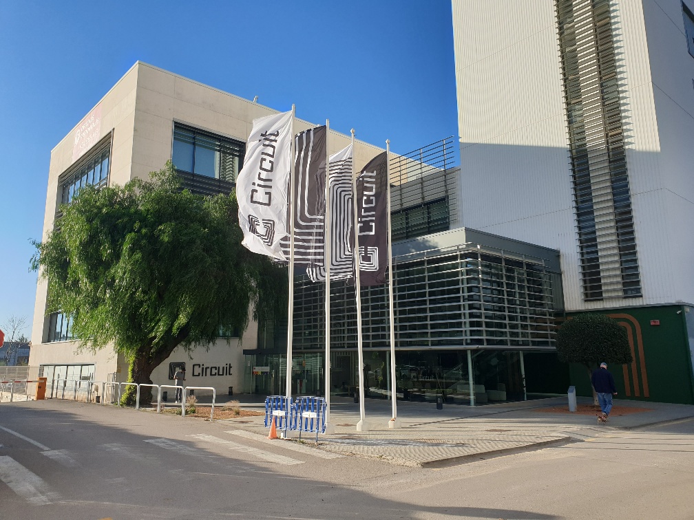 EDIFICIO CIRCUIT  |  Cornellà