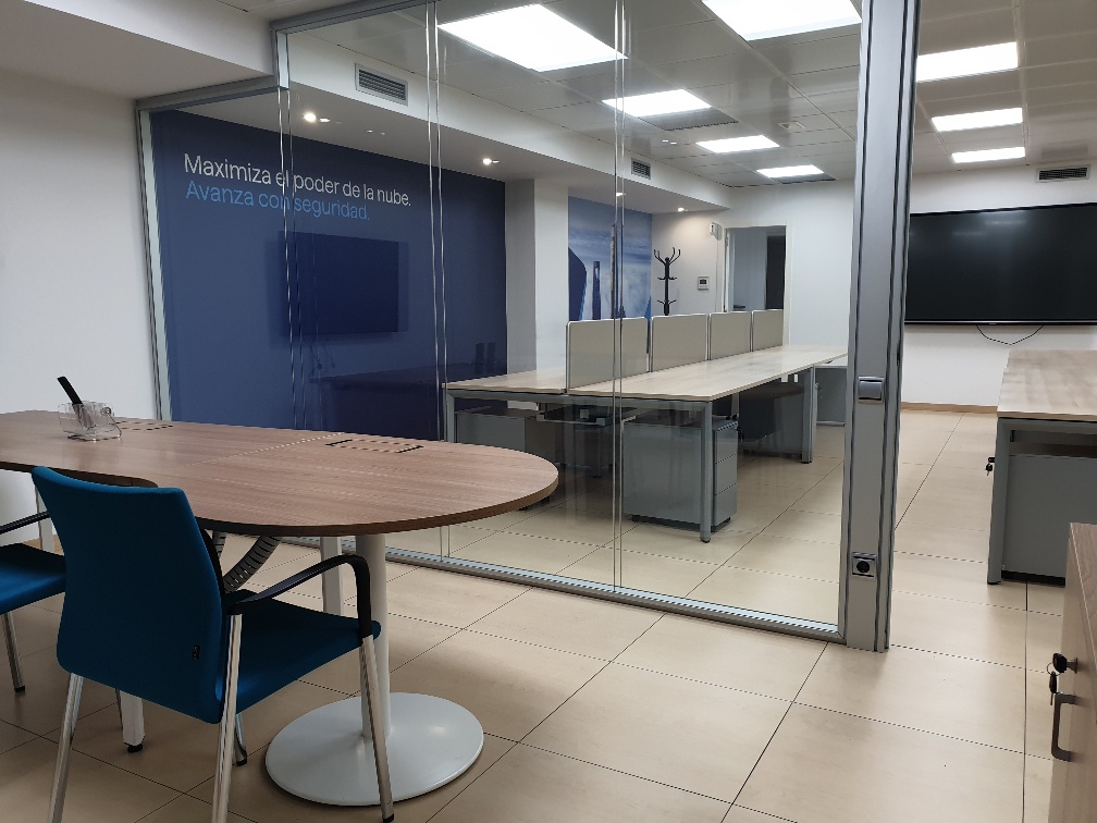 PAU CLARIS  |  Dreta Eixample