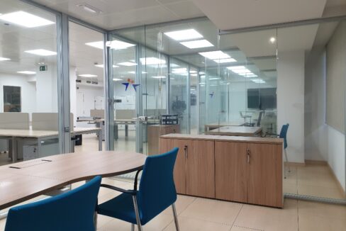 20251015_100453_resized